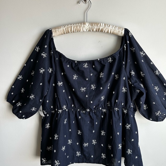 LANE BRYANT Off Shoulder Peplum Blouse Top Navy Blue White Embroidered Size 24 - Picture 8 of 15